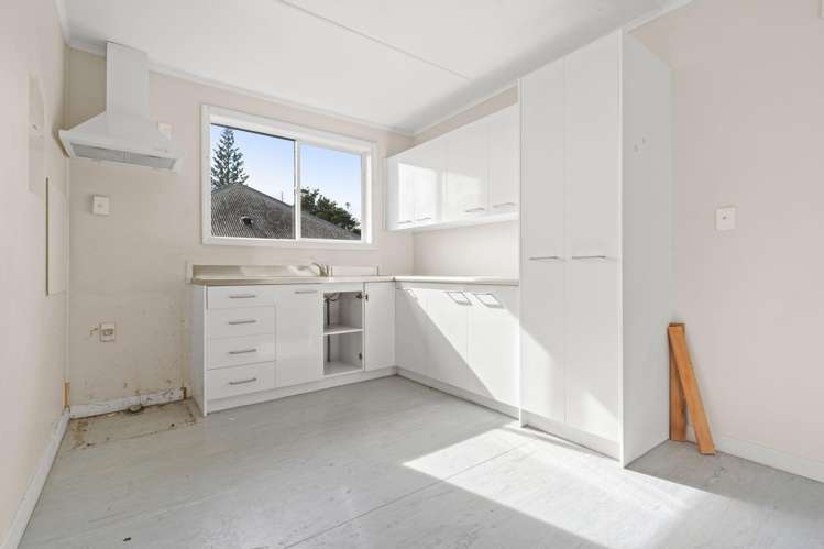 12, 14, 16, 18, 20, 22 Mill Road Kawakawa_11
