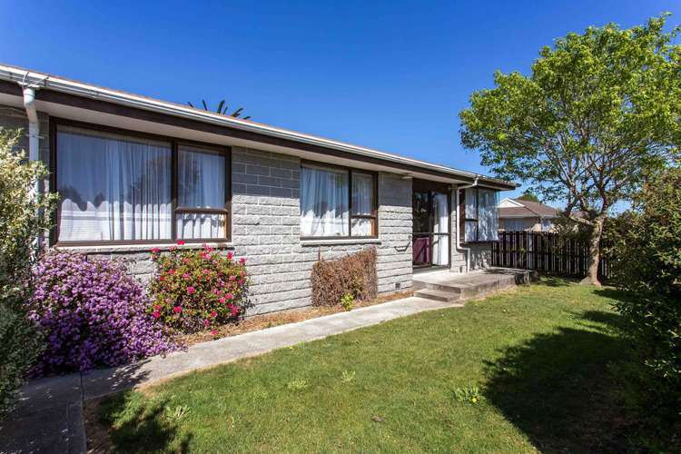 1/2 Takapu Place Bromley_10