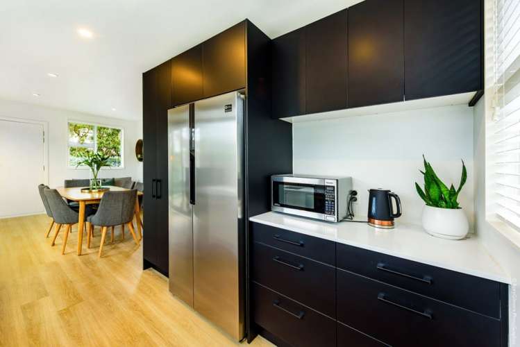 2/84 Perry Street Papanui_3