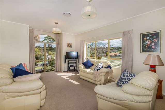 44 Caversham Drive Torbay_1