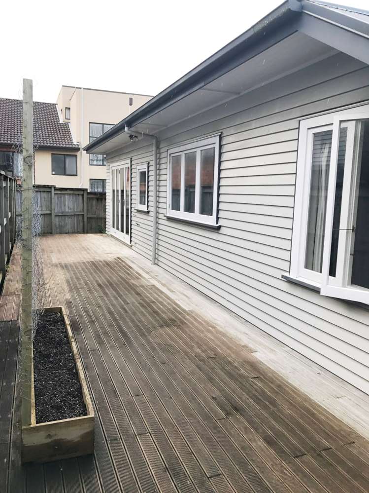 10 Woodbine Avenue Greenlane_11