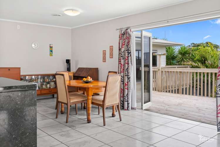 6 Bayly Street Baylys Beach_11