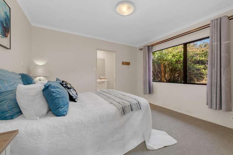 6 Edingale Court Flat Bush_10