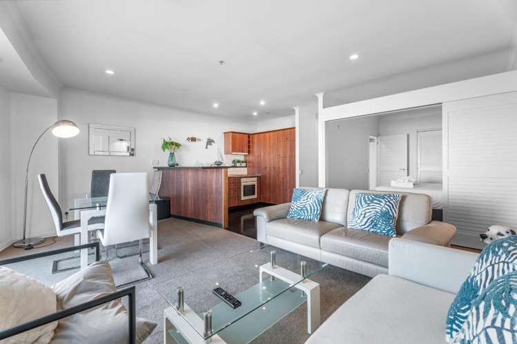 24/137 Quay St - 4 Weeks Free Rent! 10015_1
