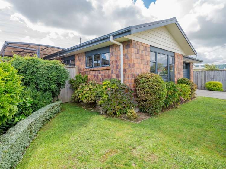 1 Parsons Avenue Levin_16