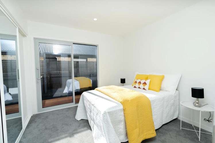 1/75 Barton Street Woolston_4