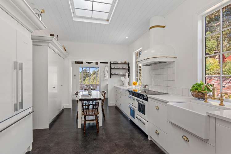 1 Main Road Governors Bay_8