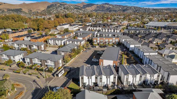 65/10 Buffon Street Waltham_12