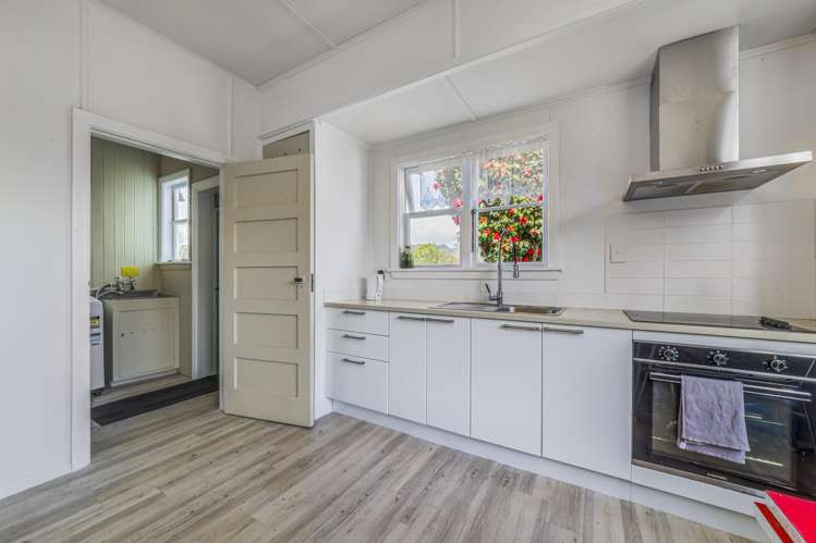 32 Riley Crescent Woolston_5