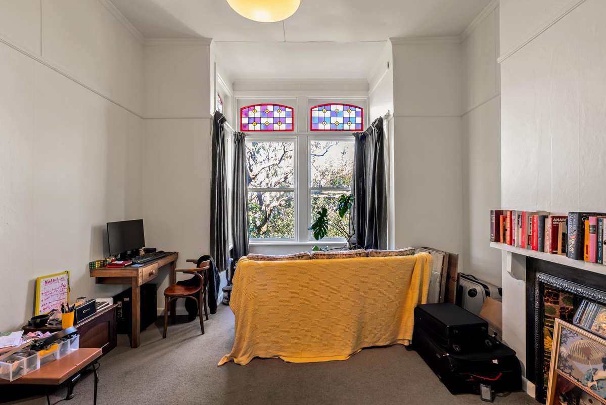 211 Grant Road_3