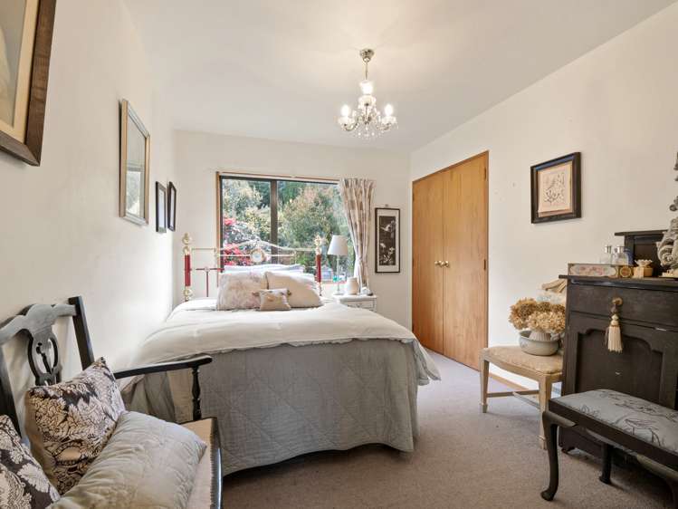 27 Kelvin Road North East Valley_13