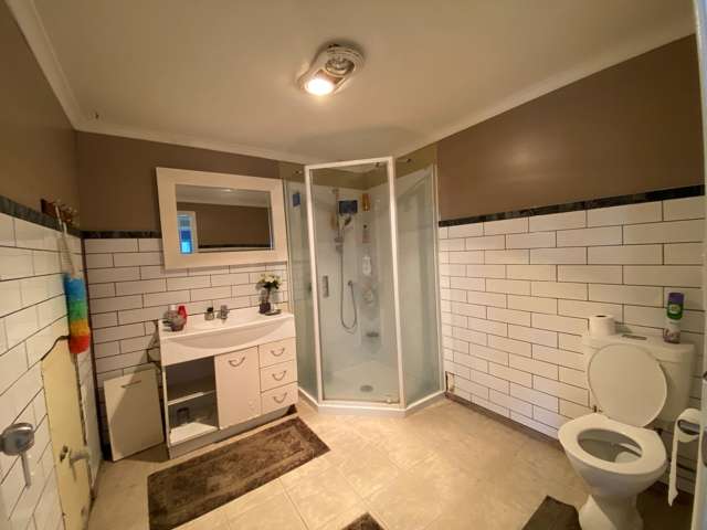 1/50A Sole Avenue Bell Block_2