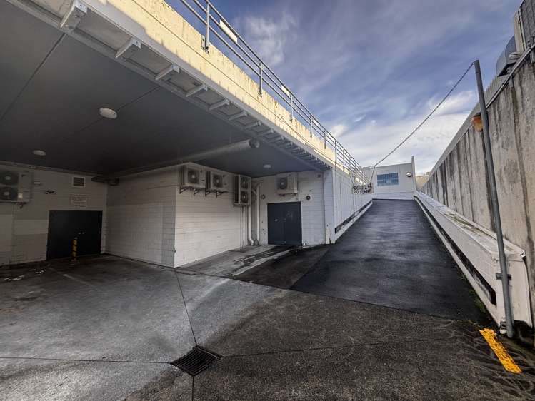 216 High Street Hutt Central_11