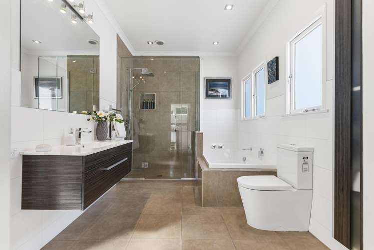 15 Karaka Street New Lynn_19