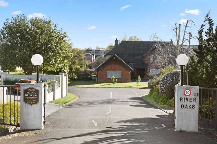 17 River Oaks Place Pukete_26