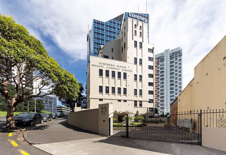 5m/23 Emily Place Auckland Central_3