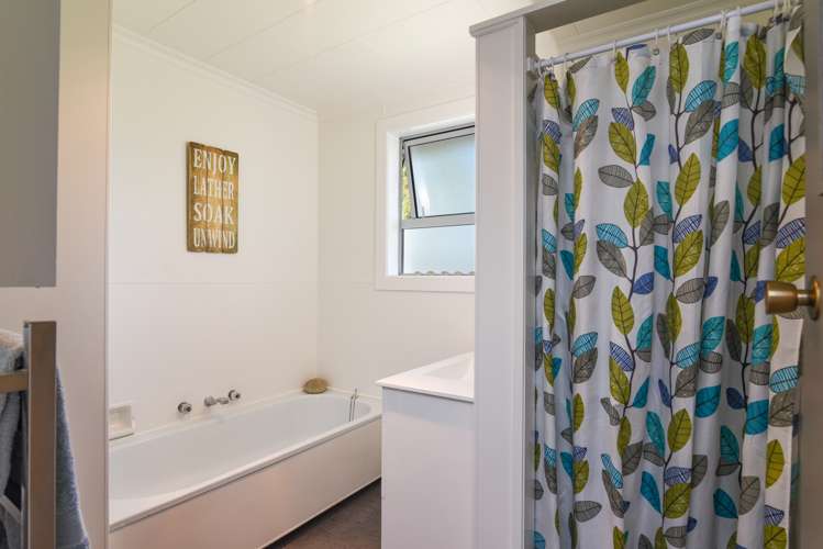 109 Main Road Fairfield_16