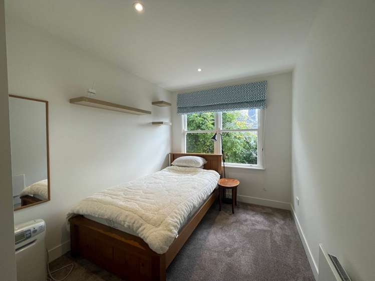 9 Tui Street Belmont_13