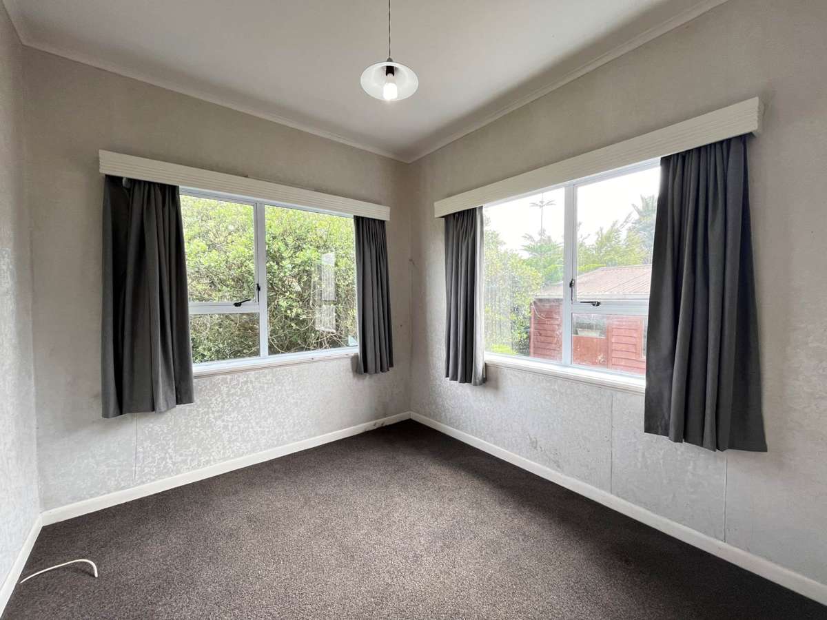 11 Allen Avenue_3