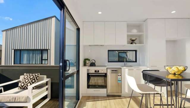 8 Lange Mews Mt Wellington_2