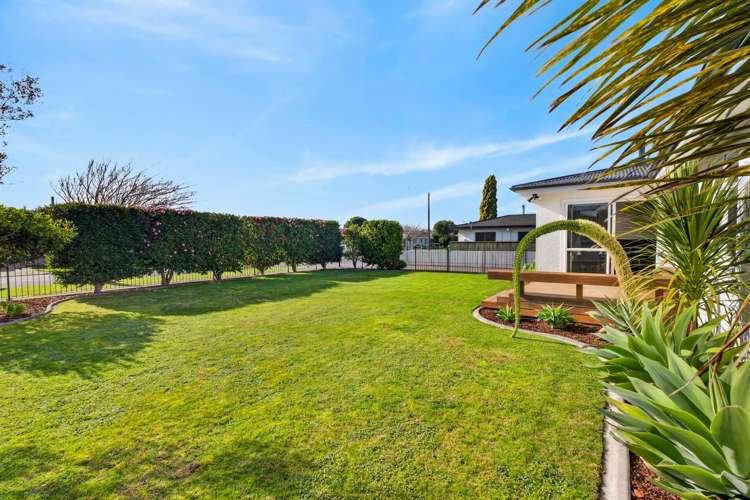 17 Hinton Road Taradale_21