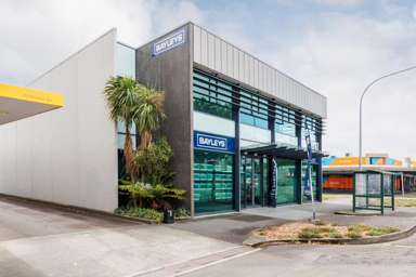 243 Broadway Avenue_1