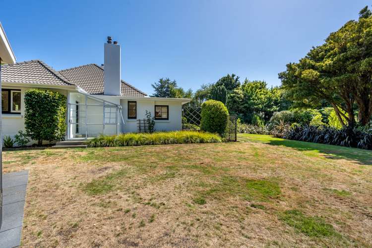 17 Black Road Otatara_30