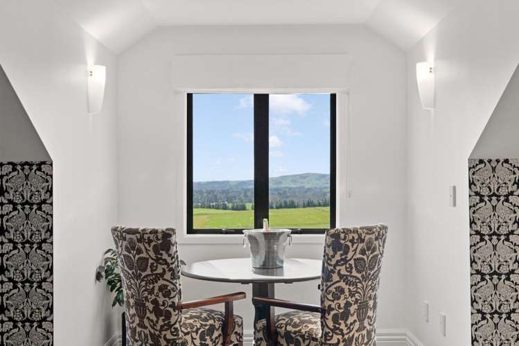 311 Gordon Street Lansdowne_23