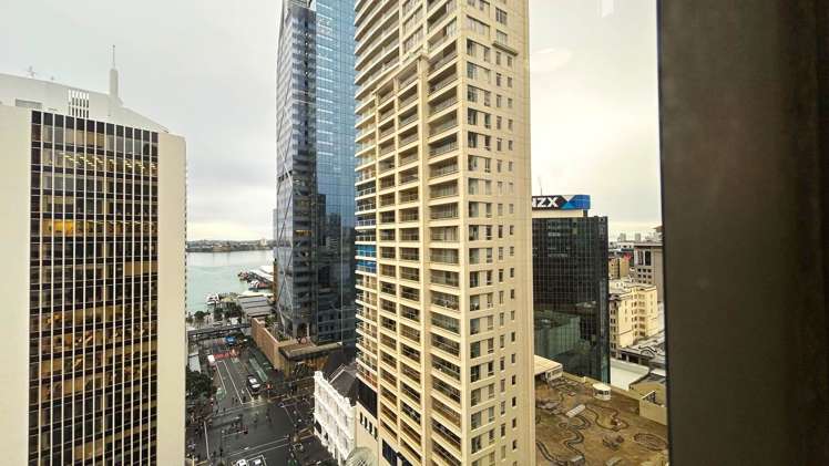 Level 12A/17 Albert Street City Centre_11