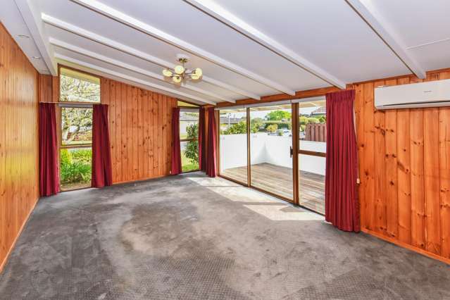 8 Booker Place Manurewa_2