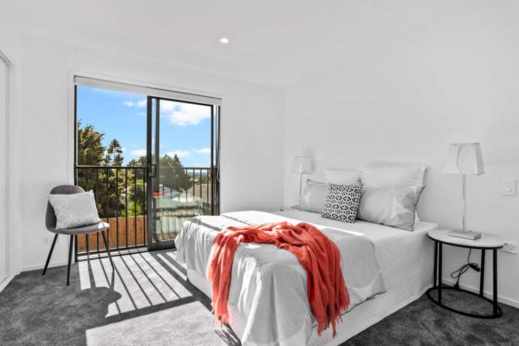 10/137 Tirimoana Road Te Atatu South_7