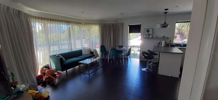 2 Lexington Place Shirley_9