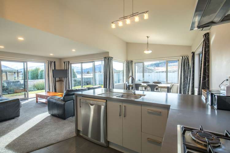 187 Aubrey Road Wanaka_7