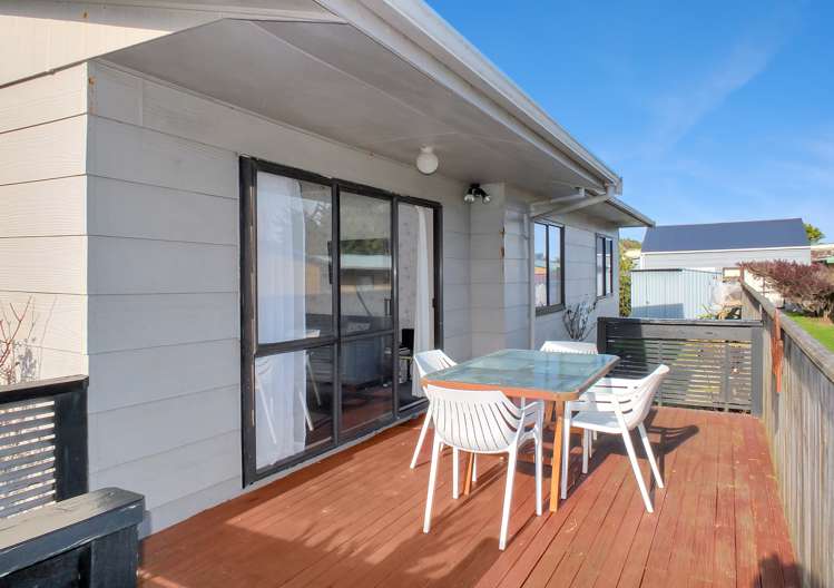 16 Cousins Avenue East Foxton Beach_11