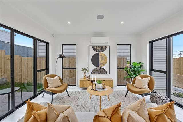 2/562 Beach Road Rothesay Bay_4