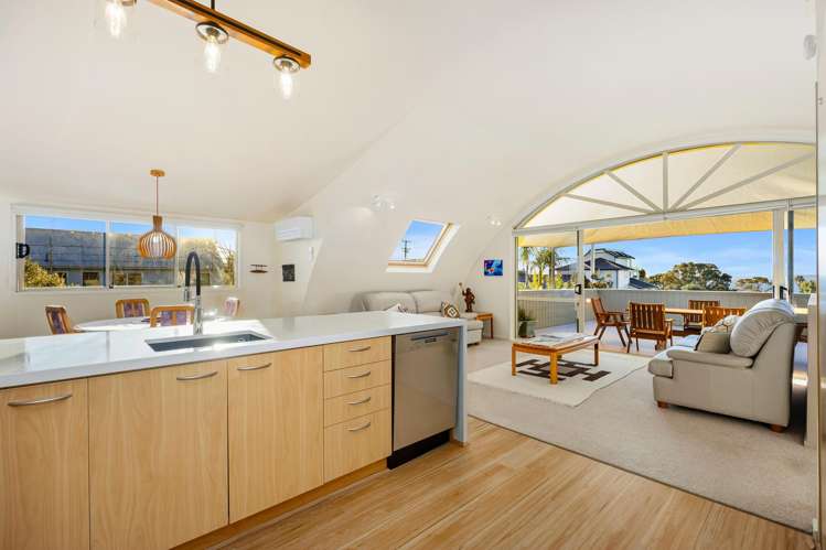 1391 Whangaparaoa Road Army Bay_6