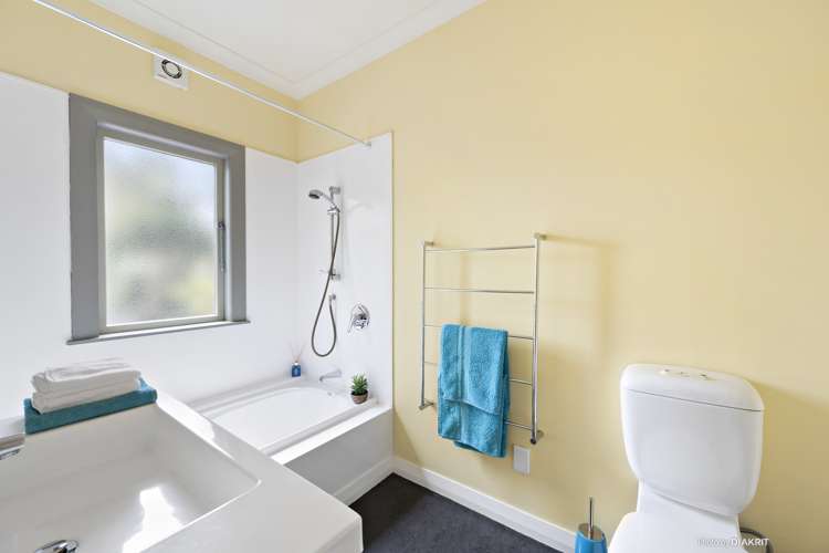 131 Hanson Street Newtown_9