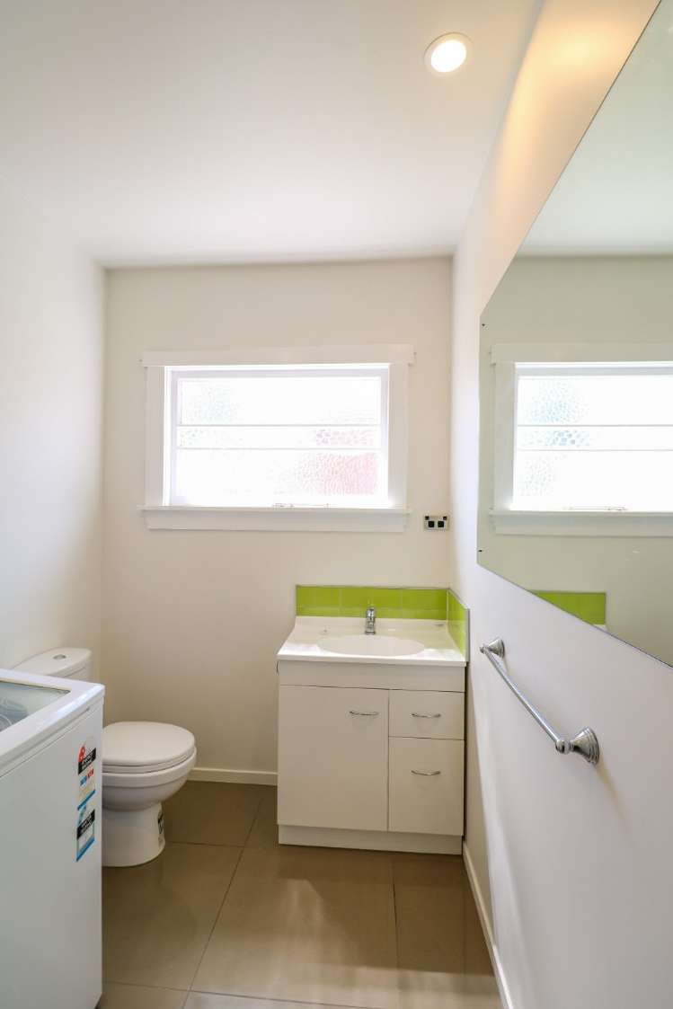 3/178 Le Cren Street Seaview_8