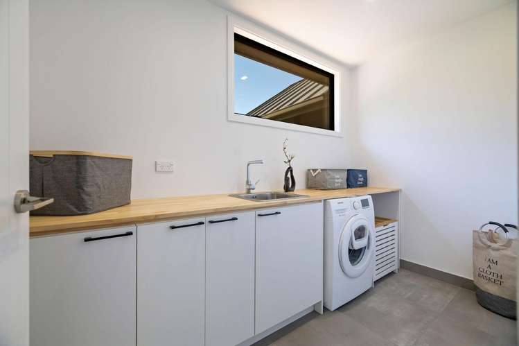 37 Hackett Road Jacks Point_21