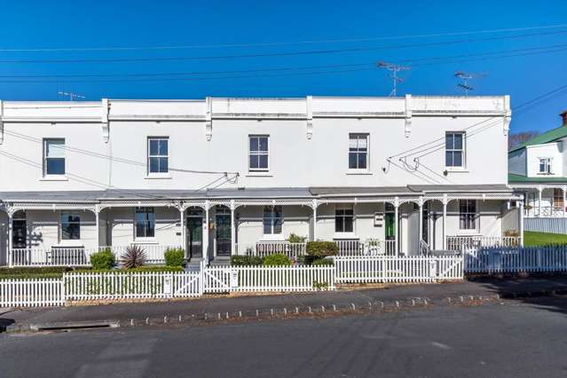 Classic 1910s terrace in a lifestyle location