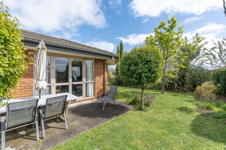 28 Newfield Drive Fairview Downs_12