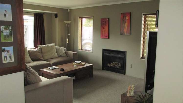 9 Ford Mews Springston_5