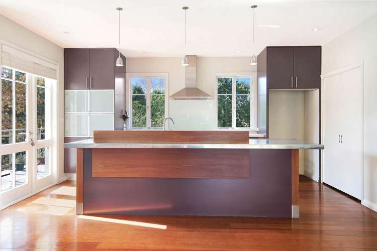 209 Lake Road Belmont_8