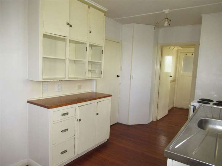 79 Andrew Street Marchwiel_2