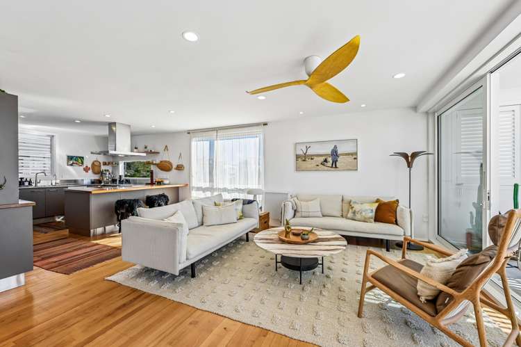 1/31 Sanders Avenue Takapuna_8