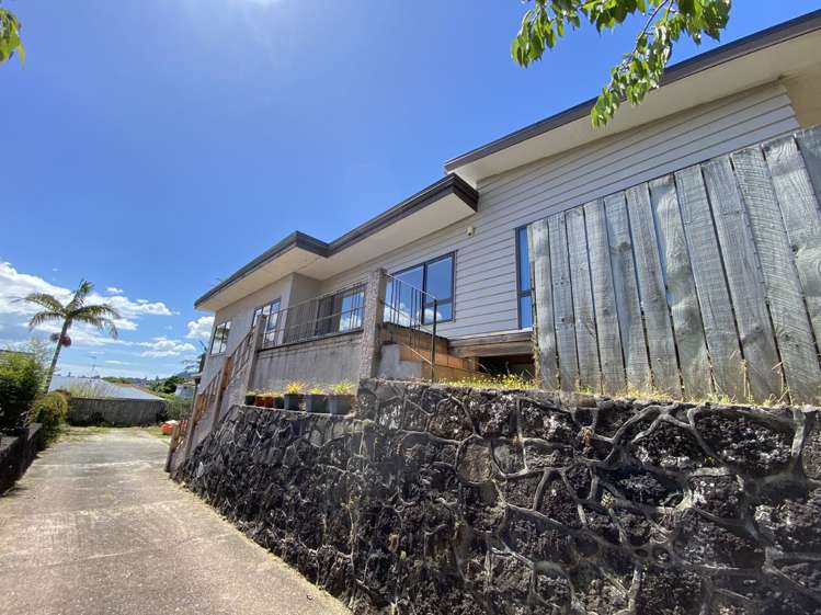 129 Landscape Road Mount Eden_0