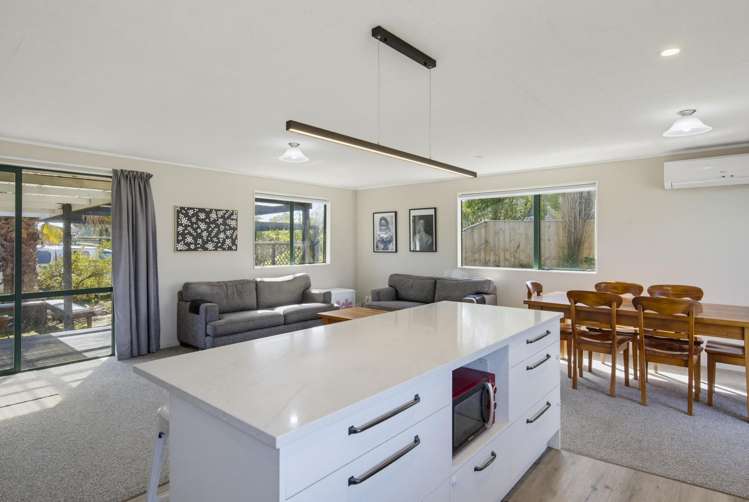 16B Karaka Street Otaki Beach_7