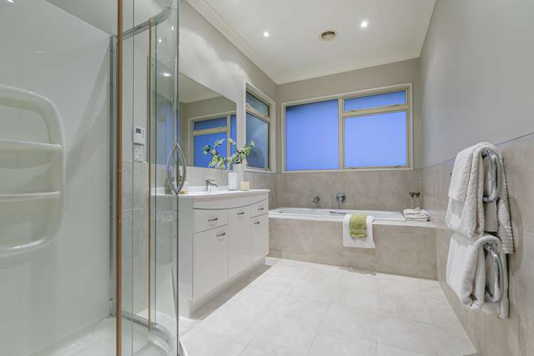 18 Fishermans Cove Army Bay_34