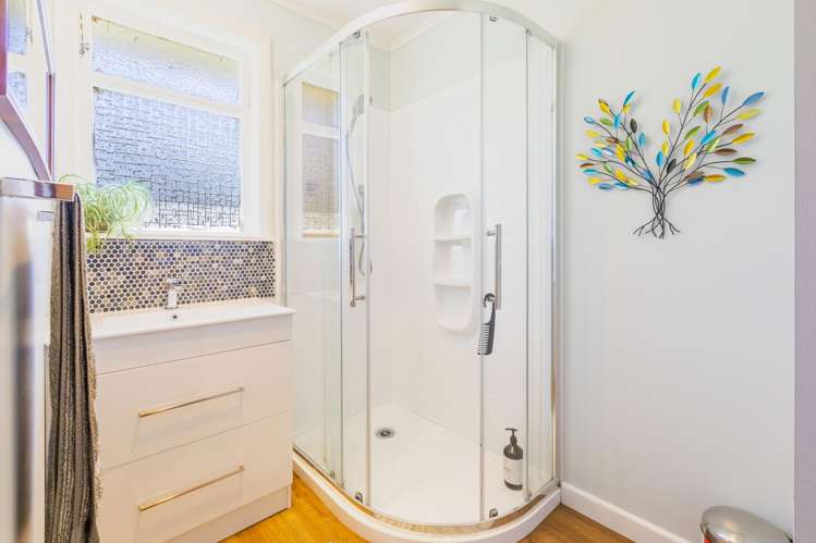 2b Dee Street Otane_7