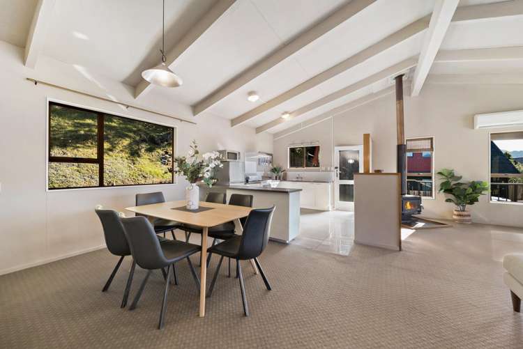 38 Avalon Crescent Fernhill/Sunshine Bay_9